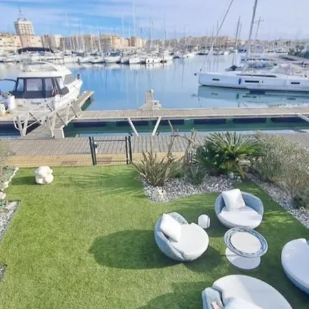 Splendide Marina Sur L'ile Saint-martin *