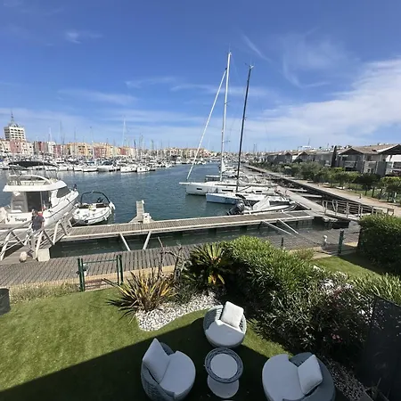 Splendide Marina Sur L'ile Saint-martin